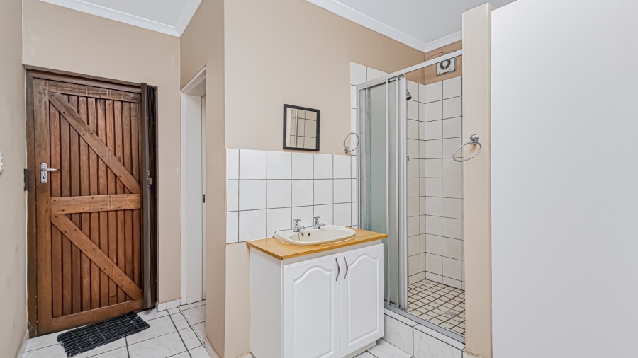 3 Bedroom Property for Sale in Monte Vista Western Cape